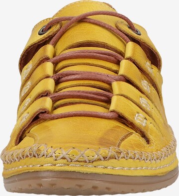 Chaussure de sport à lacets COSMOS COMFORT en jaune