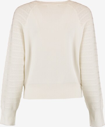 Pull-over 'Lu44na' Hailys en blanc