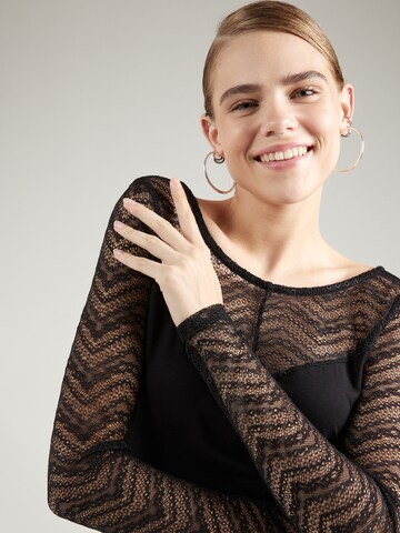 ABOUT YOU Shirt 'Marcella' in Black