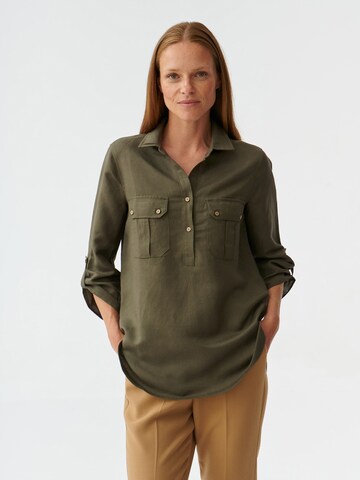 TATUUM Blouse in Green: front