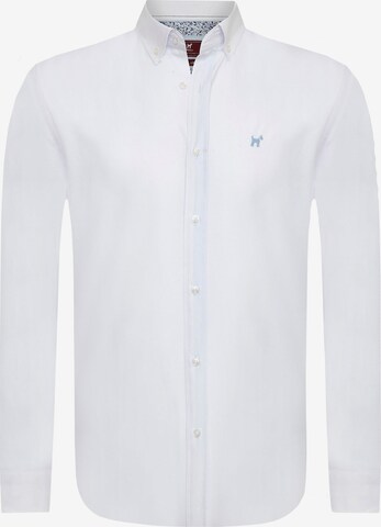 Williot Regular fit Button Up Shirt in White: front