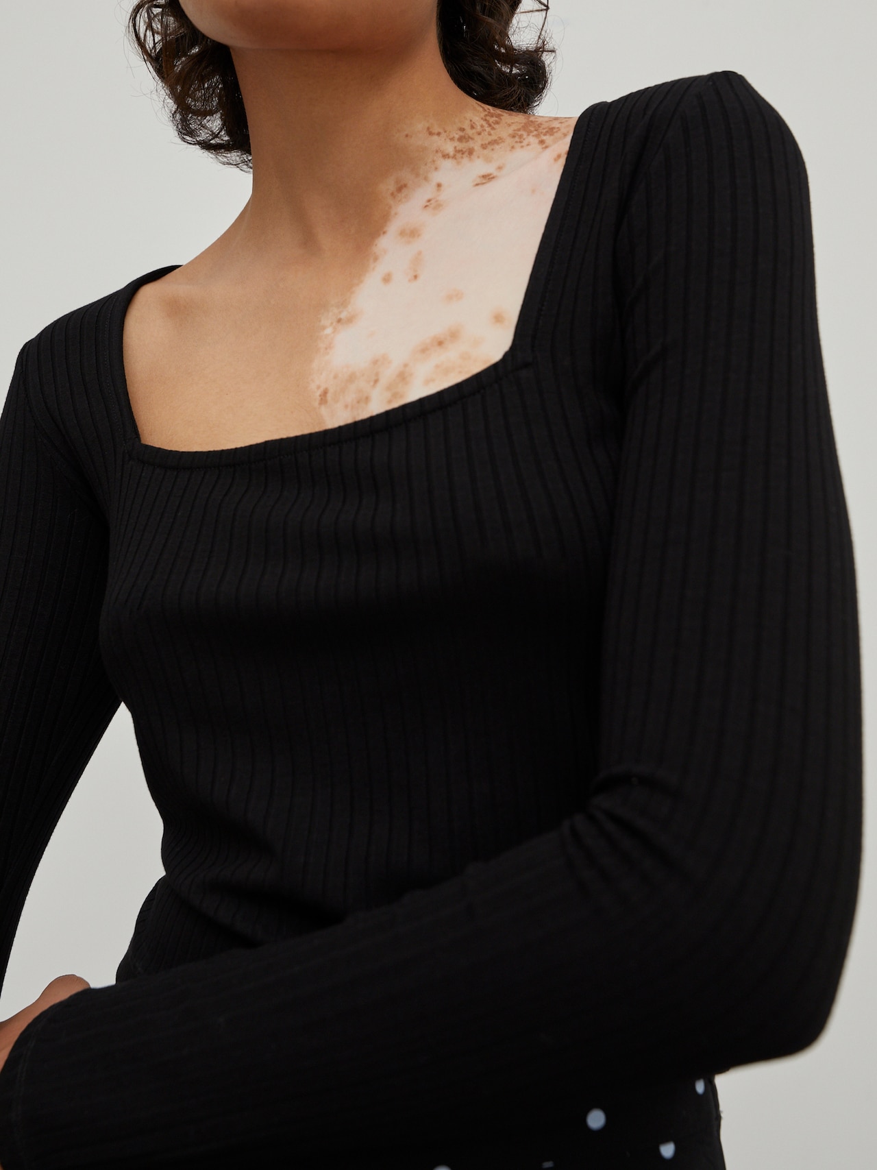 EDITED Produits T-shirt 'Tenley' noir