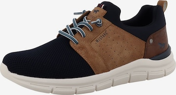 MUSTANG Низкие кроссовки в Синий: спереди