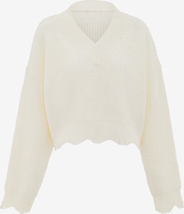 Gaya Sweater in White: front