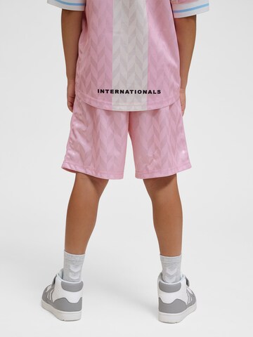 Hummel Regular Sports trousers in Pink