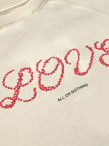 Felpa ' LOVE HEART ' di Thinking MU in bianco