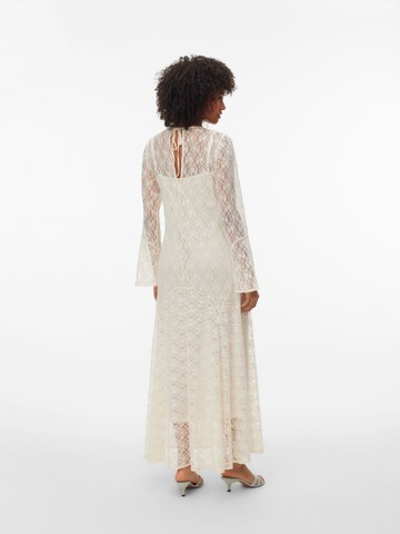 VERO MODA Estélyi ruhák 'VMLOULOU' - fehér