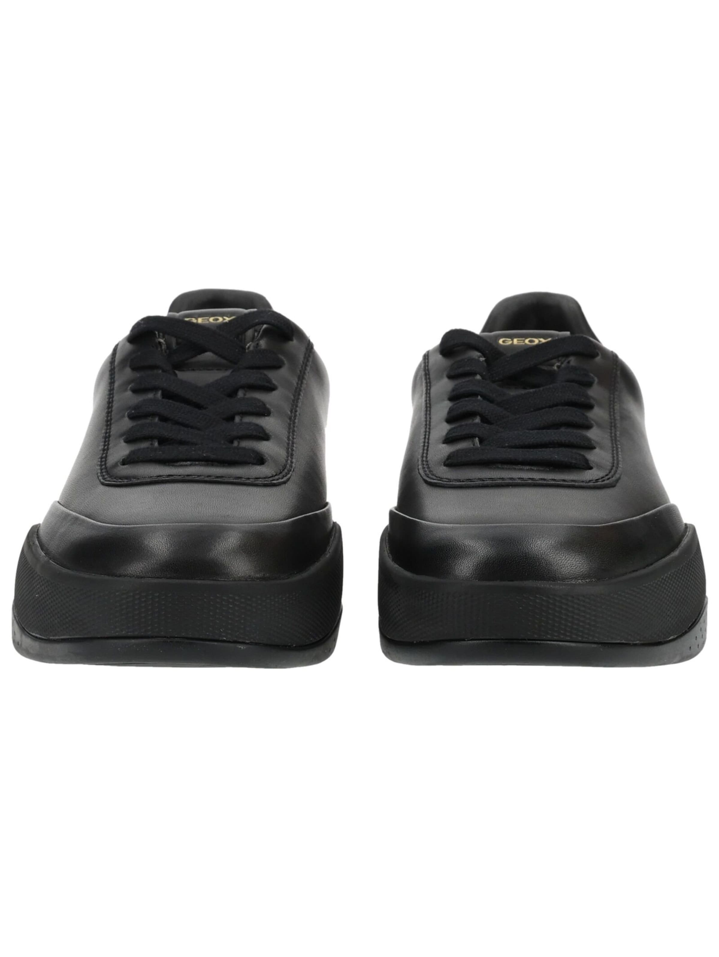 Baskets basses GEOX en noir