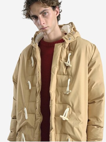 Manteau d’hiver Giesto en beige