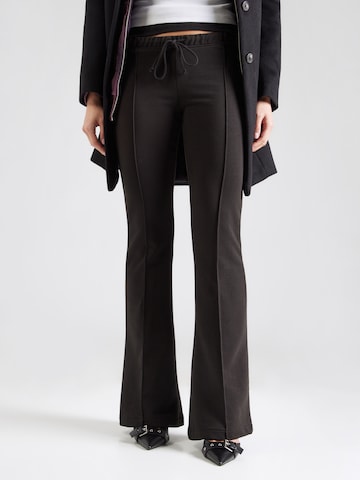 melns Monki Plati gali Bikses: no priekšpuses