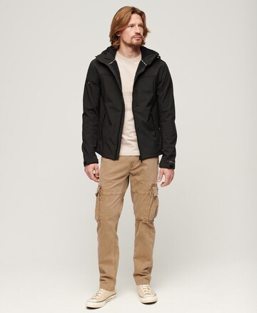 Superdry Outdoorjacka i svart