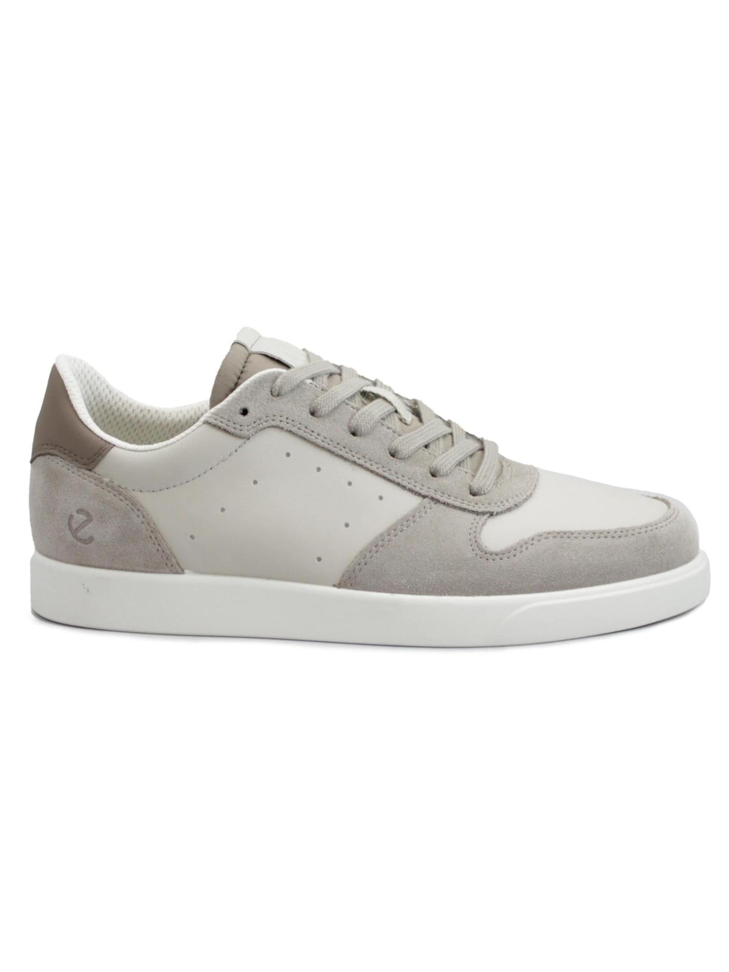 ECCO Sneakers in Grey: front