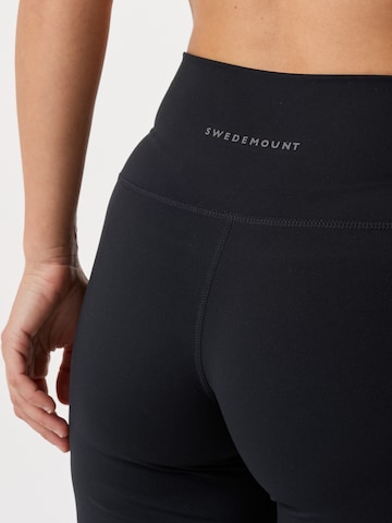 SWEDEMOUNT Bootcut Sportbroek 'Core' in Zwart