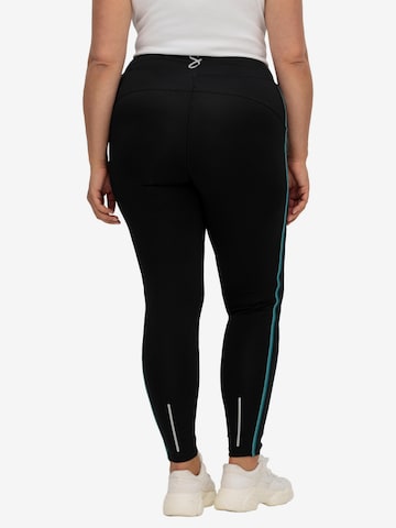 SHEEGO Skinny Workout Pants in Black