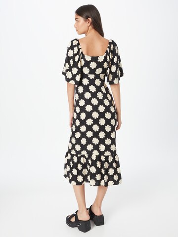 Robe River Island en noir