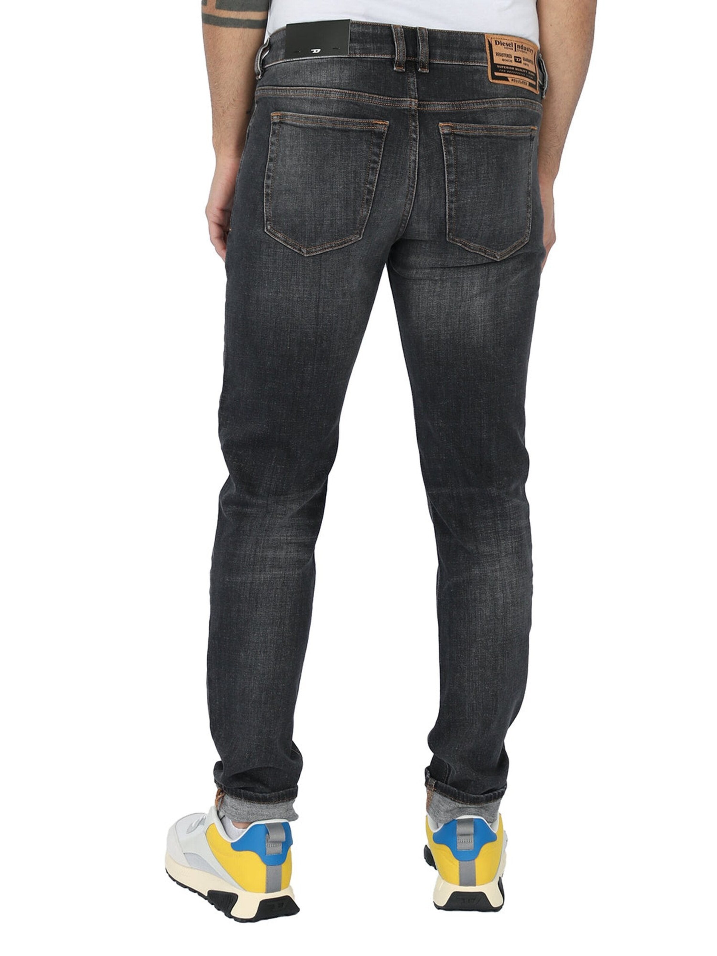 DIESEL Skinny Jeans '1979 Sleenker' in Grey