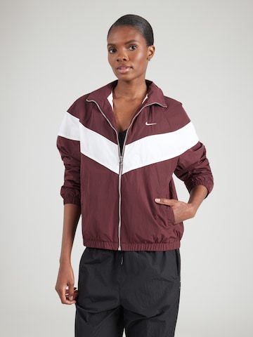 Nike Sportswear Φθινοπωρινό και ανοιξιάτικο μπουφάν σε κόκκινο: μπροστά