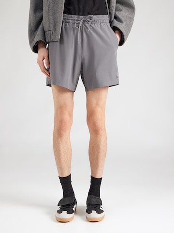 HOLLISTER Avar lõige Püksid, värv hall: eest vaates