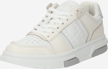 Tommy Jeans Sneakers laag 'Johanna' in Beige: voorkant