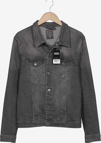 Review Jacke M in Grau: Vorderseite