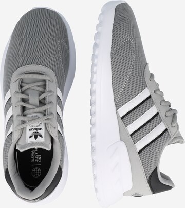 ADIDAS ORIGINALS Σνίκερ 'La Trainer Lite' σε γκρι