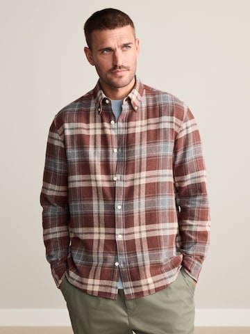 Next Regular Fit Skjorte i brun