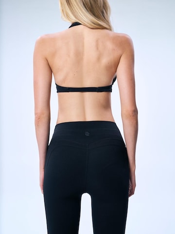GOD SAVE QUEENS Bootcut Leggings 'Second Skin Studio High-Waisted Bootcut Legging' in Zwart