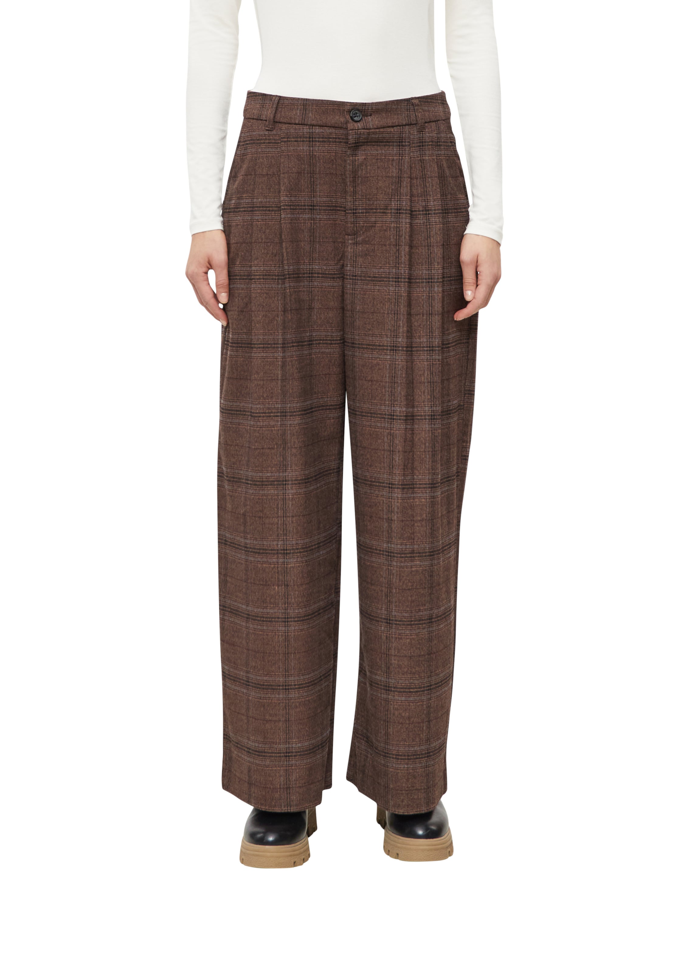 Wide Leg Pantalon à pince s.Oliver en marron : devant