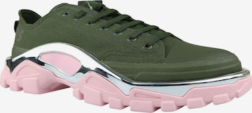 ADIDAS ORIGINALS Ulkoilukengät 'Adidas by Raf Simons Detroit Runner RS Sneaker Turnschuhe olive rosa F34244 NEU' värissä vihreä: etupuoli