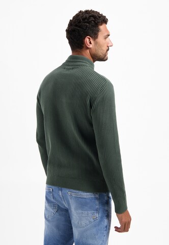 No Excess Pullover in Grün