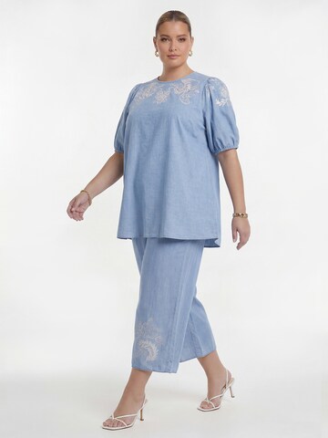 YOEK Top in Blue: front