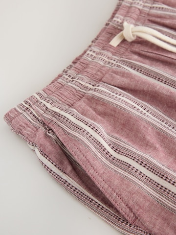 Largi Pantaloni de la Next pe roșu