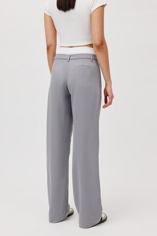 Loosefit Pantalon à pince 'Dilane Tall' LeGer by Lena Gercke en gris