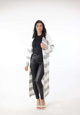 Elara Knitted coat in Grey