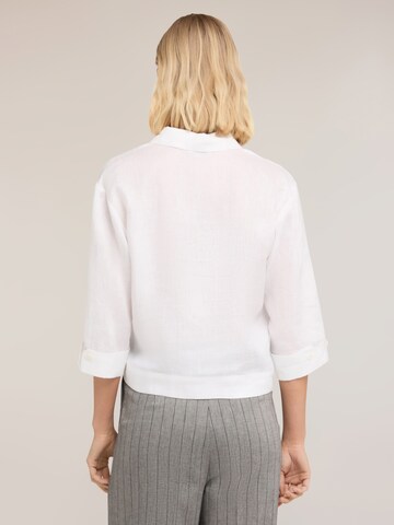 MOTIVI Blouse in White