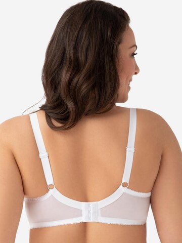 Gorsenia T-Shirt BH 'K378 Victoria' in Weiß