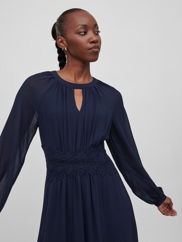 Robe de soirée 'Milina' VILA en bleu