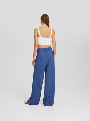 Bershka Wide leg Bandplooibroek in Blauw