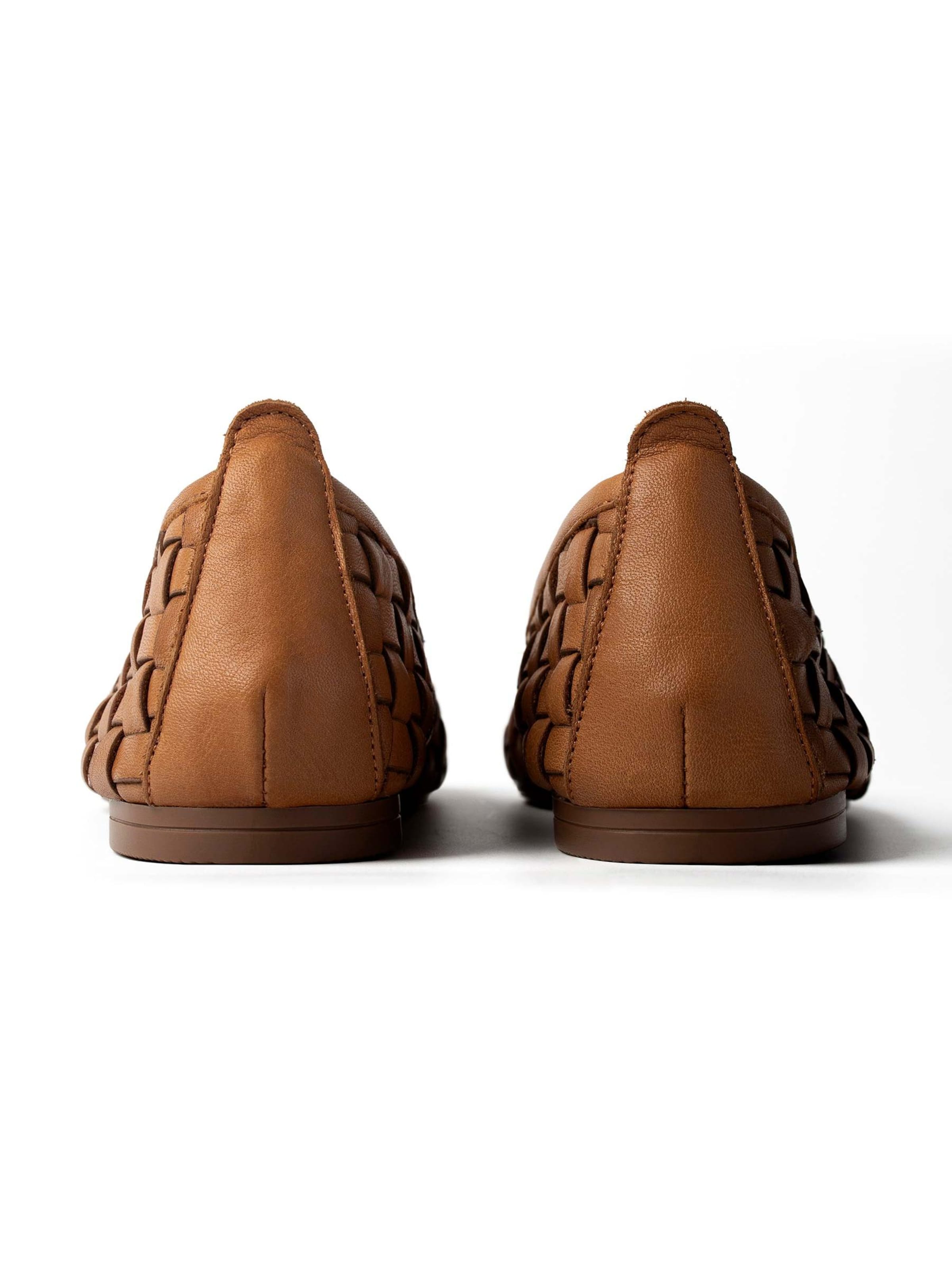 L37 HANDMADE SHOES Ballerina 'UP IN THE AIR'‌‌ in Braun