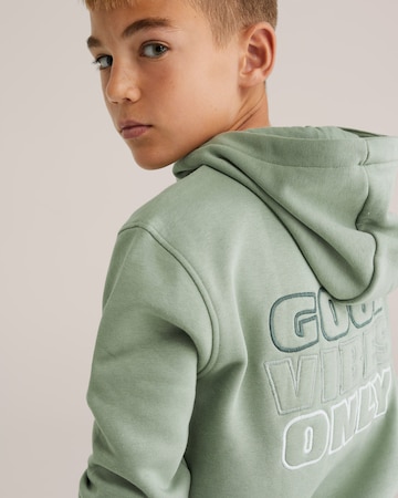WE Fashion Sweatshirt in Green