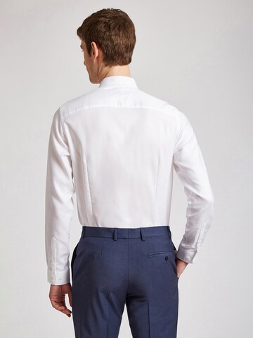 Coupe regular Chemise Ted Baker en blanc