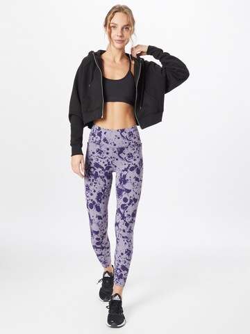 UNDER ARMOUR Skinny Workout Pants 'Meridian' in Purple