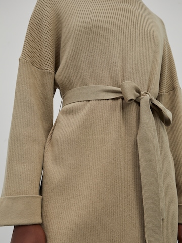 EDITED Kleid 'Nata' in Beige