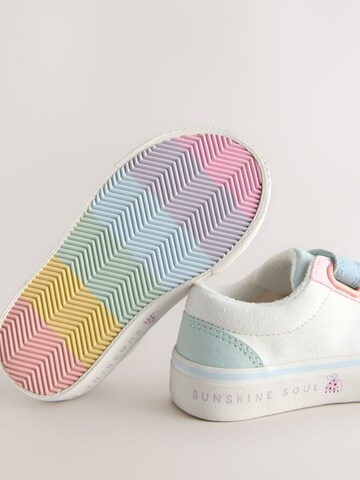Baskets Next en mélange de couleurs