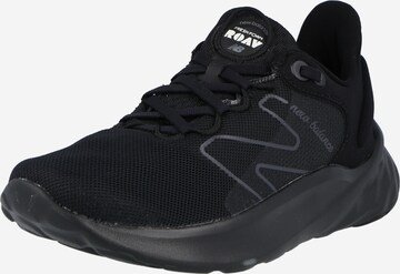 new balance - Zapatillas de running 'ROAV' en negro: frente