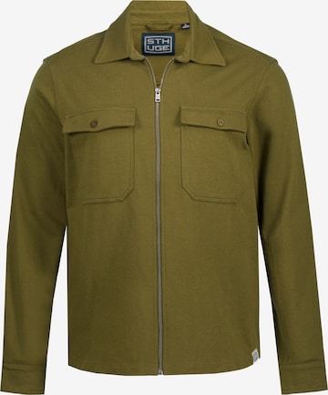 STHUGE Button Up Shirt in Green: front