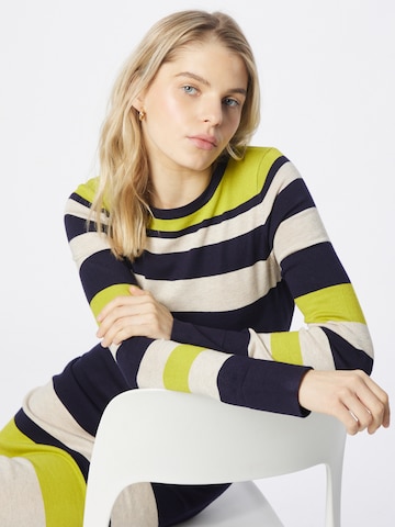 Rochie tricotat de la Wallis pe mai multe culori