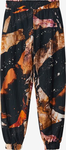 Effilé Pantalon 'Panter' Desigual en noir : devant