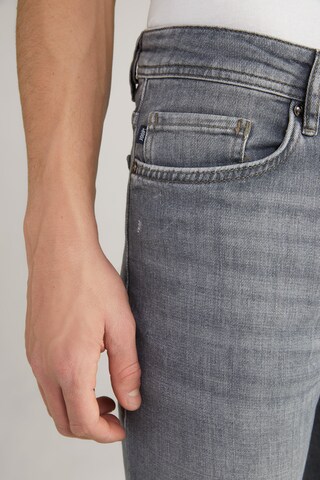 JOOP! Regular Jeans 'Fortres' in Grijs