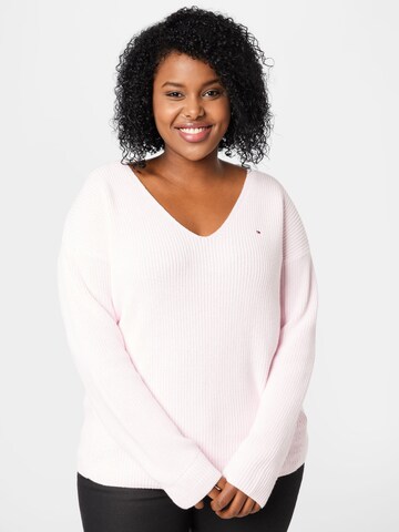 Tommy Hilfiger Curve Sweater 'Hayana' in Pink: front